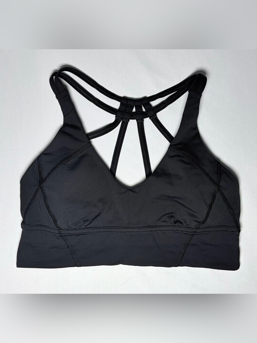 Lululemon Strappy Sports Bra Women's Size 8 (Medium) Logo Black Trendy Excellent